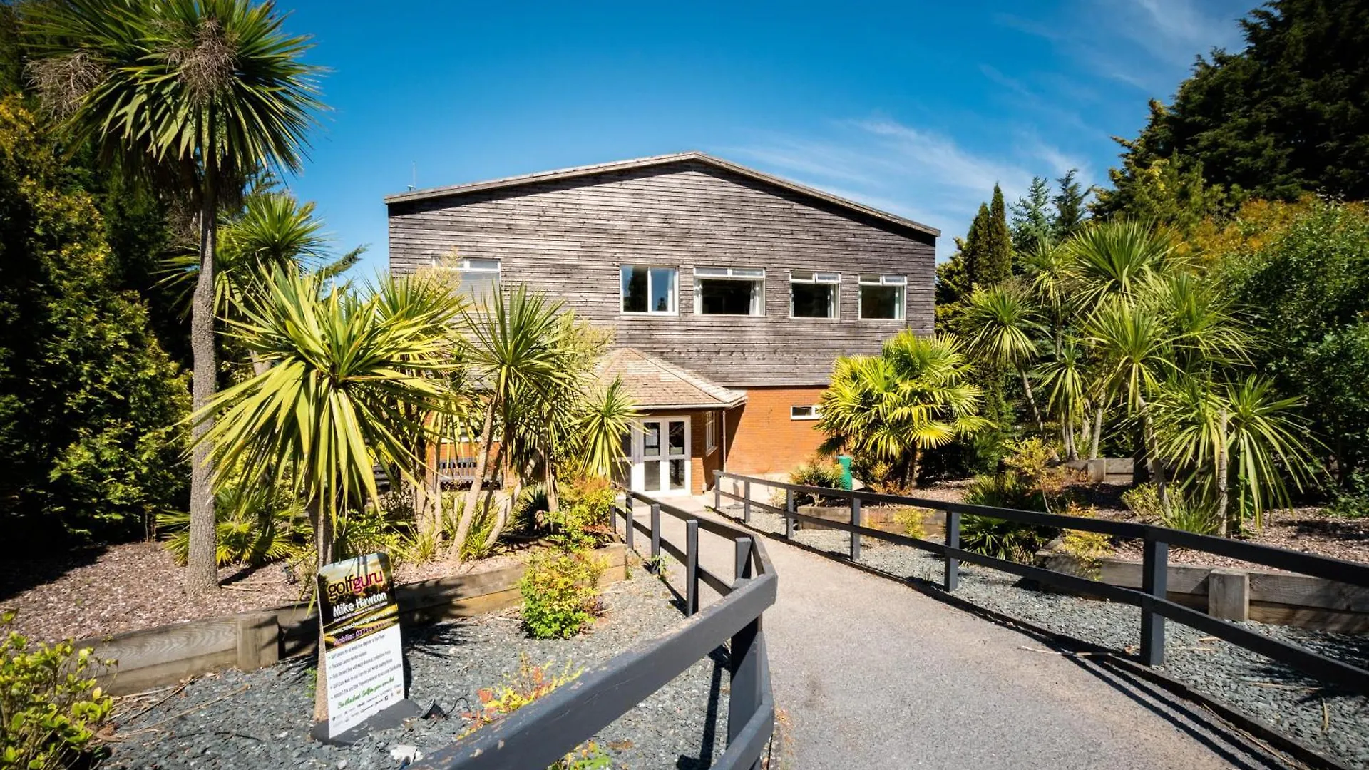 אקסטר Bishops Park At Fingle Glen Golf Hotel 3*,  בריטניה